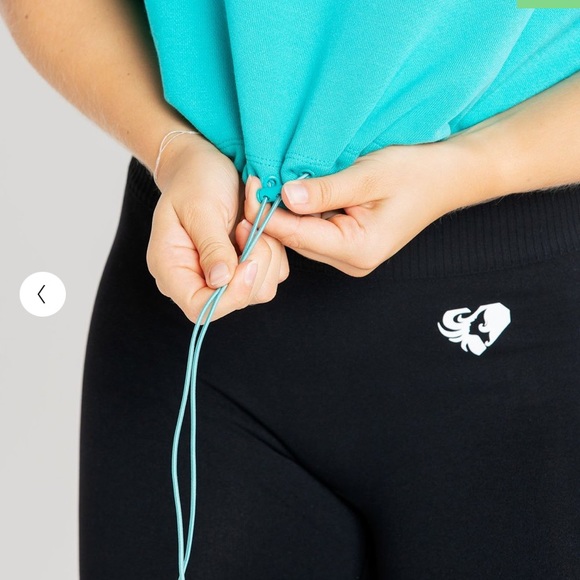 Women’s Best power crop turquoise small s short sleeve tie waist - Picture 4 of 6